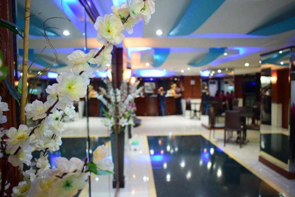 奎阿城邦酒店 马尼拉 外观 照片