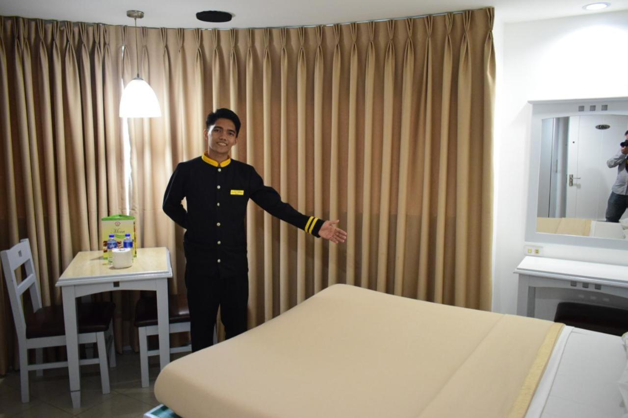 奎阿城邦酒店 马尼拉 外观 照片